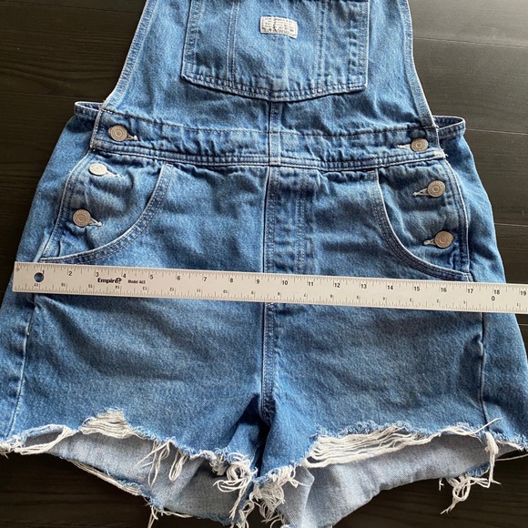 Levis Overalls Womens Small Baggy Denim Shortalls Overalls Distressed Blue boho - Picture 4 of 10